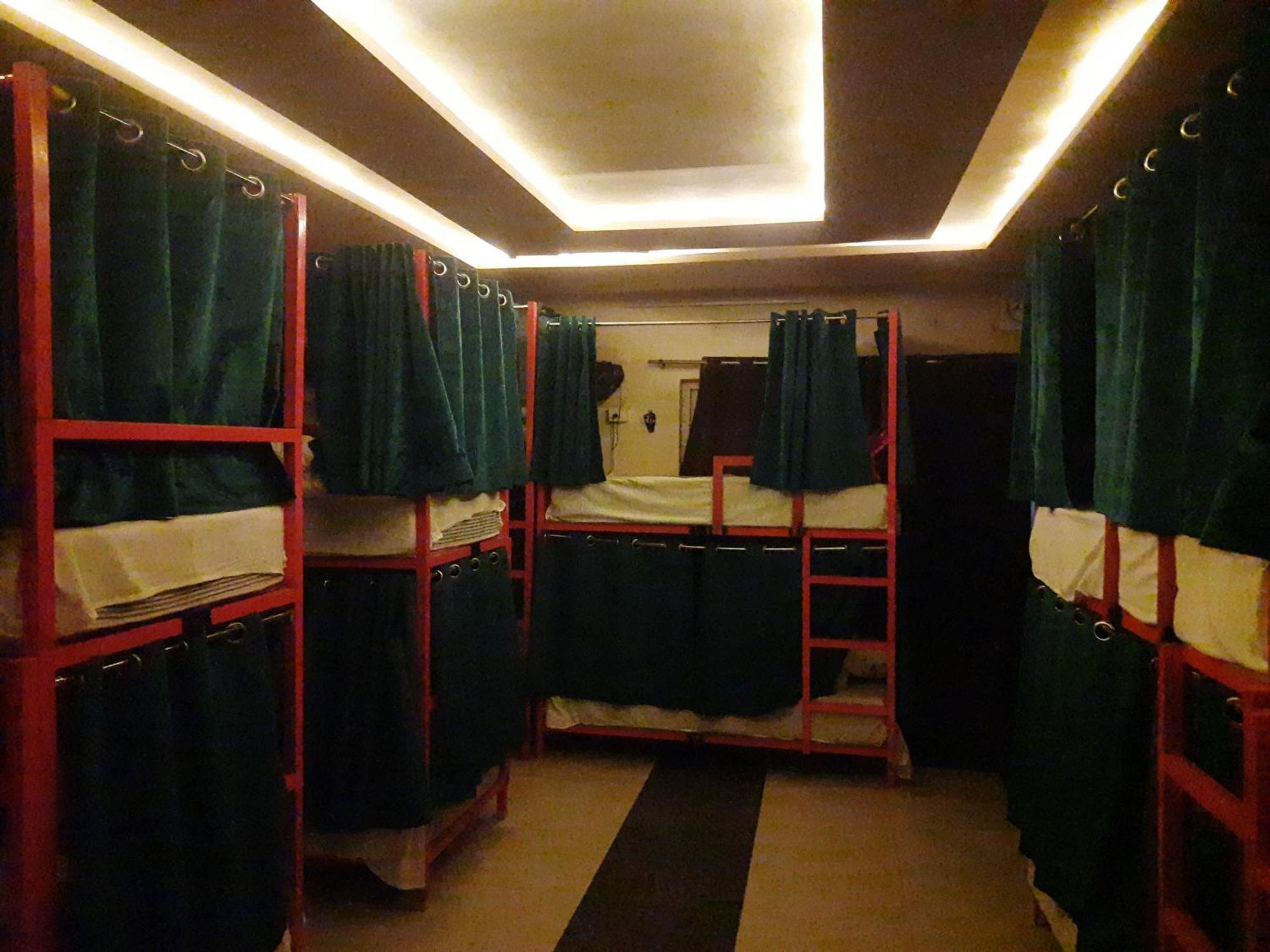 Hotel Satya Dehradun Zimmer foto